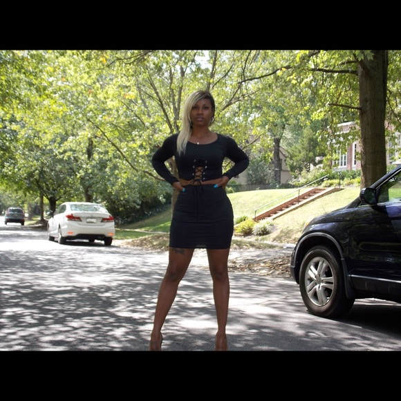 Two piece black skirt set - Picture 1 of 1